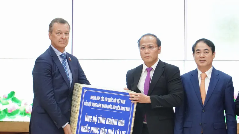 Liên bang Nga hỗ trợ Khánh Hòa khắc phục hậu quả lũ lụt