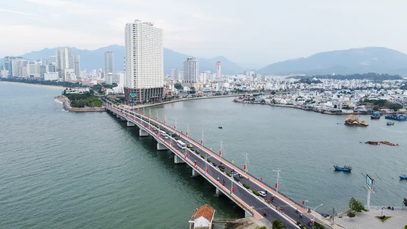 Khánh Hòa: Cầu Trần Phú được khai thác trở lại sau sự cố xói lở mố cầu