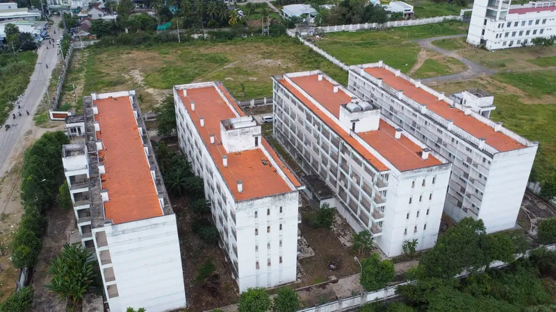 Chậm tiếp nhận, Ký túc xá Trường Cao đẳng Y tế Khánh Hòa xuống cấp, lãng phí