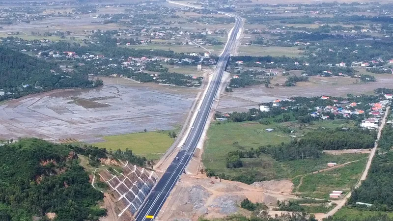 Kiến nghị mở lối vào ruộng vì cao tốc Khánh Hòa - Buôn Ma Thuột bít đường
