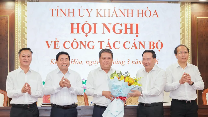 Đồng chí Trần Phong được bầu giữ chức Bí thư Tỉnh ủy Khánh Hòa