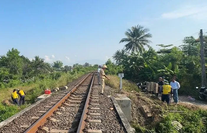 Khánh Hòa: Đóng lối đi tự mở qua đường sắt Bắc – Nam