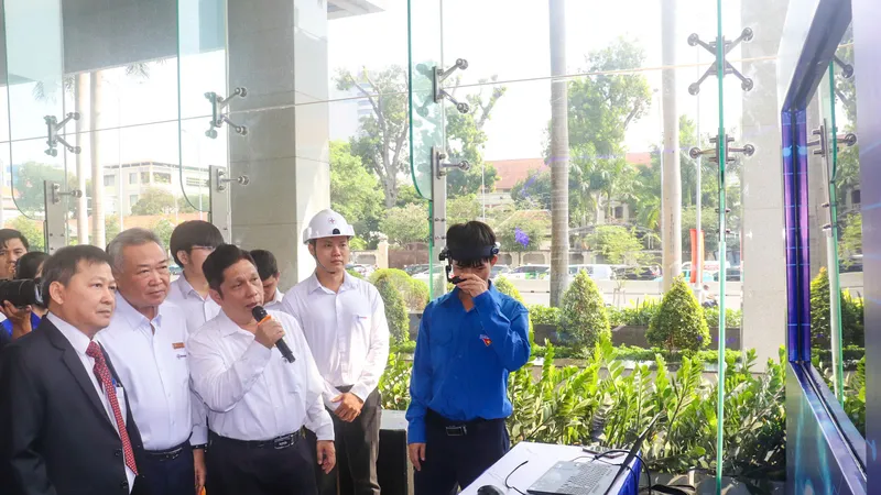 100% dịch vụ điện ở TPHCM được cung cấp trực tuyến cấp độ 4