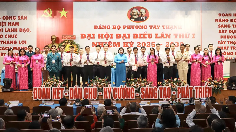 Phường Tây Thạnh: Phát triển kinh tế gắn với bảo vệ môi trường, nâng cao đời sống nhân dân