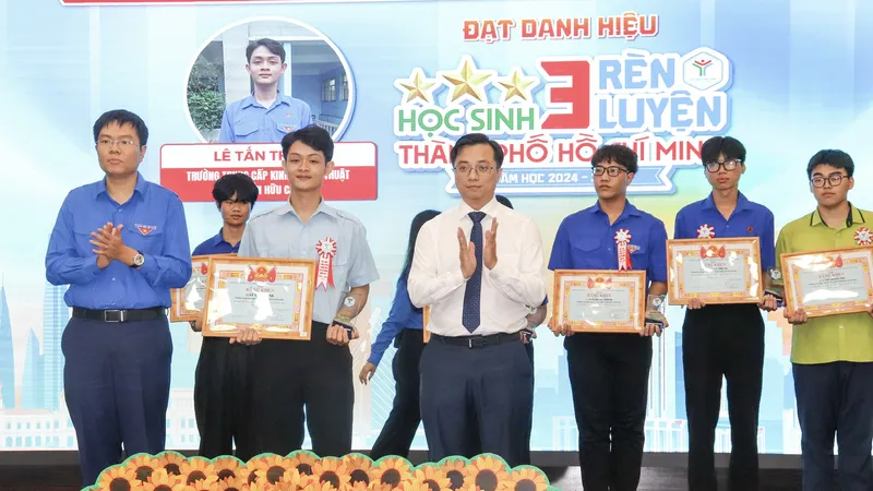 Tuyên dương 87 gương “Học sinh 3 rèn luyện TPHCM”