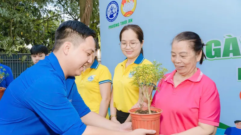 Nhiều công trình thiết thực vì TPHCM văn minh, sạch đẹp