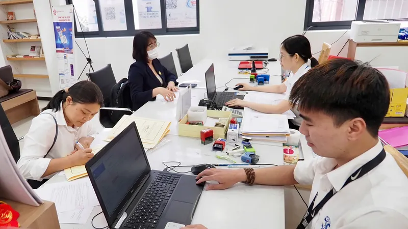 TPHCM sẽ thiết lập đường dây nóng hoạt động 24/7 hỗ trợ về thủ tục hành chính 