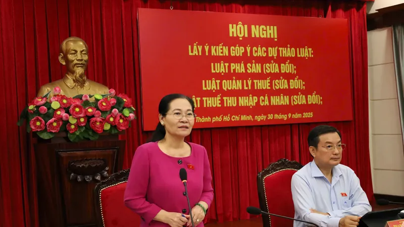 Đề xuất tăng mức giảm trừ gia cảnh, hỗ trợ hộ nghèo trong Luật Thuế TNCN (sửa đổi)