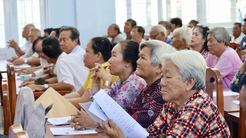 Cử tri xã đảo Thạnh An kiến nghị tháo gỡ vướng mắc đất rừng phòng hộ, hạ tầng kết nối