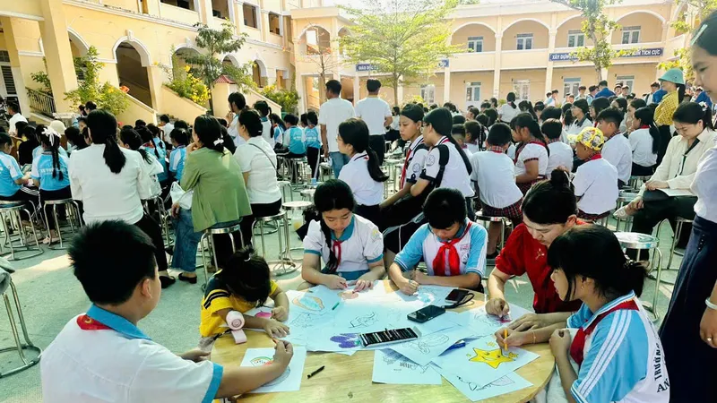 Sôi nổi Ngày sách và văn hóa đọc tại xã An Thới Đông 