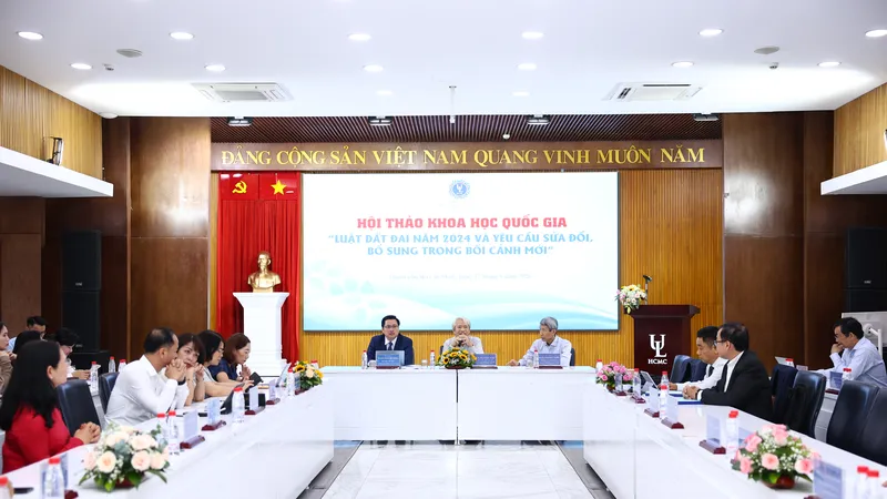 Giá nhà vượt xa thu nhập, chuyên gia đề xuất sửa cơ chế định giá đất 