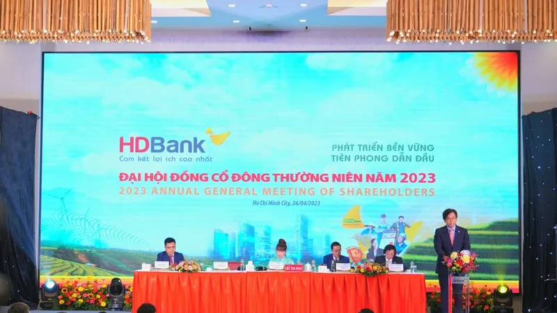 Quang cảnh Đại hội đồng cổ đông năm 2023 của HDBank 