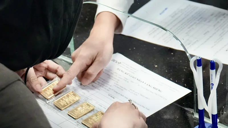 Giá vàng trong nước chiều 6-1 giảm mạnh