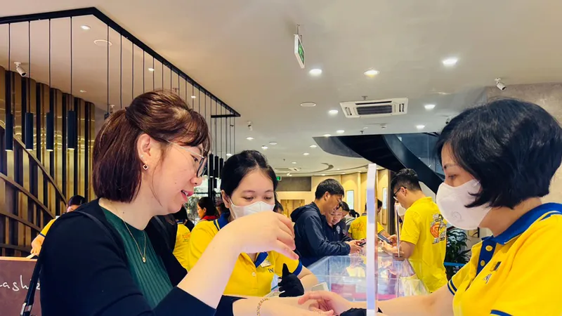 Vàng nhẫn 9999 giảm theo giá vàng thế giới