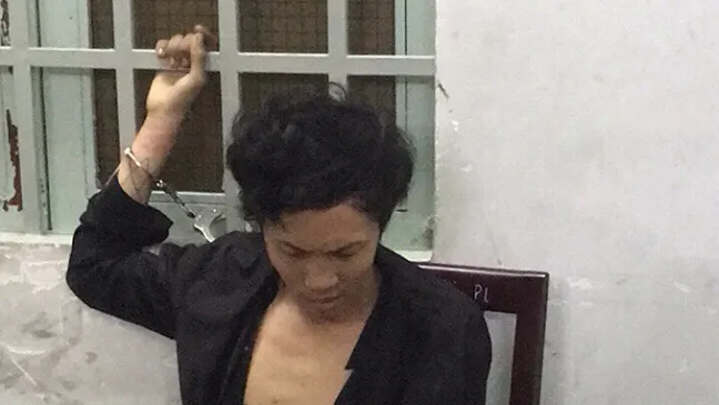 Bắt tên cướp dùng mã tấu chém bác sĩ cướp tài sản