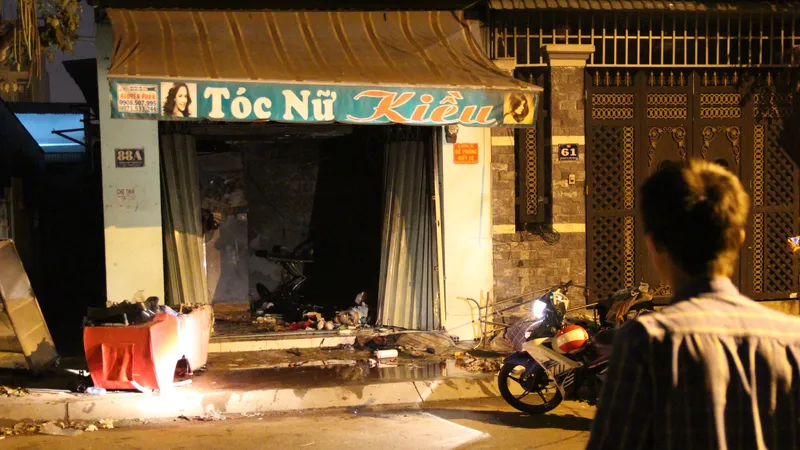 Tiệm tóc nơi xảy ra vụ việc. Ảnh: CHÍ THẠCH