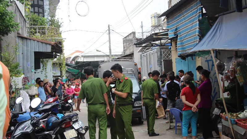 Công an có mặt ở hiện trường. 