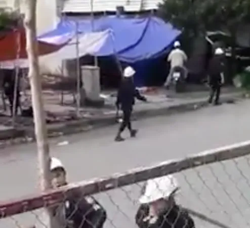 Hình ảnh cắt từ đoạn clip. Ảnh: Đ.T