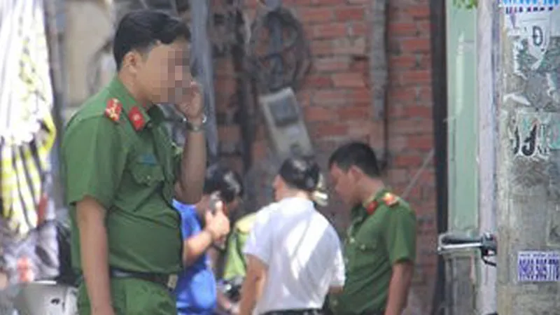  Truy bắt người đàn ông dùng búa sát hại 2 cha con chủ nợ 