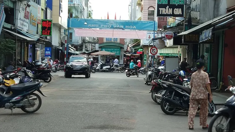 Con hẻm nơi xảy ra vụ án mạng