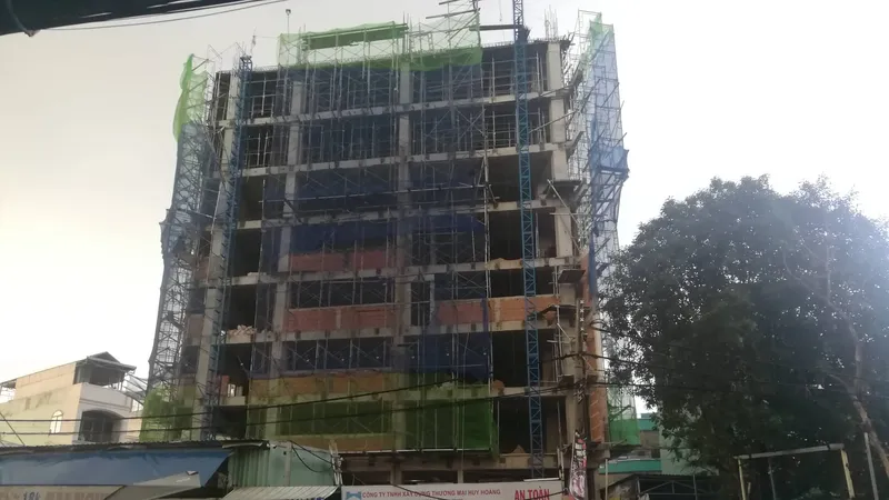 Công trình nơi xảy ra vụ việc. Ảnh: CHÍ THẠCH