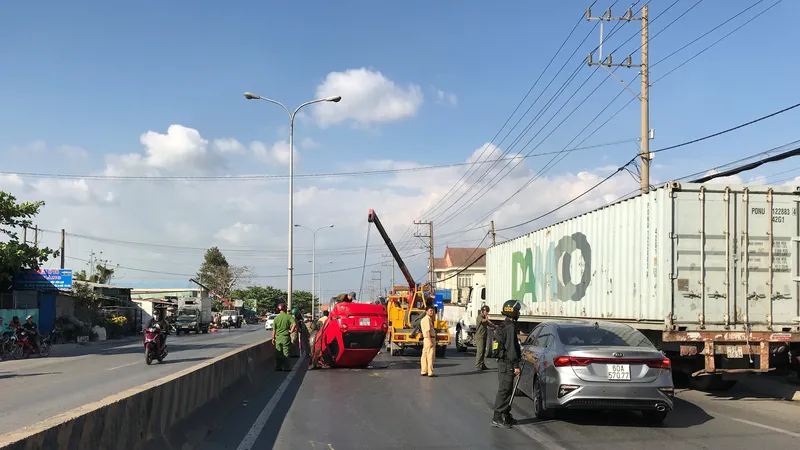 Hiện trường vụ tai nạn. Ảnh: C.P.