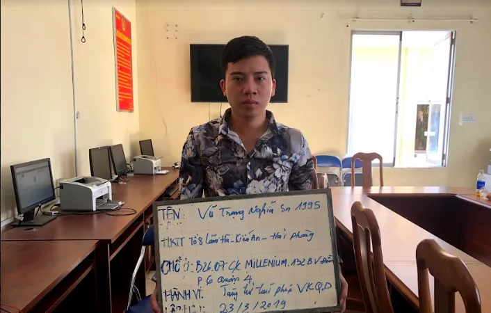 Đối tượng Nghĩa tại cơ quan công an. Ảnh: C.T