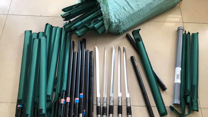 Kho hàng "nóng" thu giữ. Ảnh: C.T