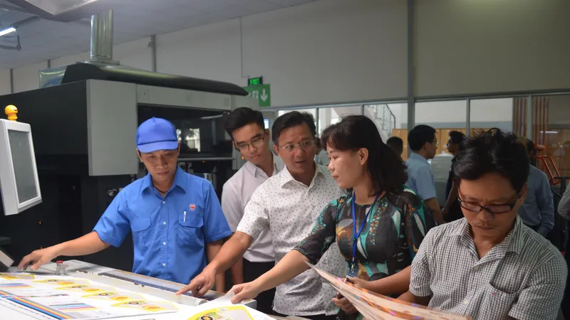 Công ty Cổ phần In số 7 ứng dụng công nghệ quy trình quản trị màu PCM trong sản xuất.
