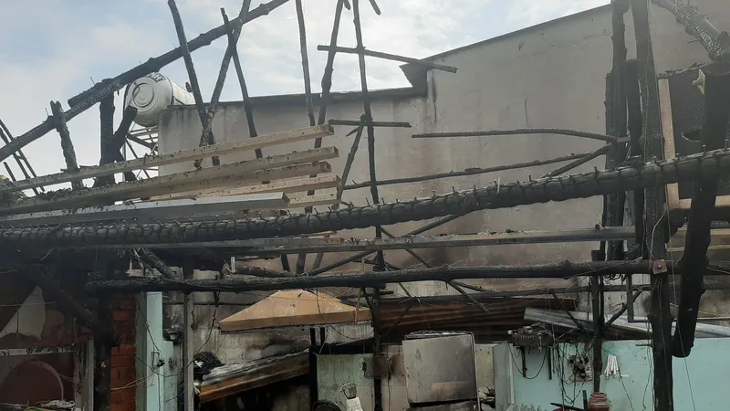 Hiện trường vụ cháy. 