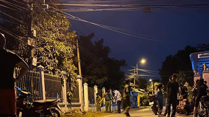 Công an phong toả hiện trường vụ việc