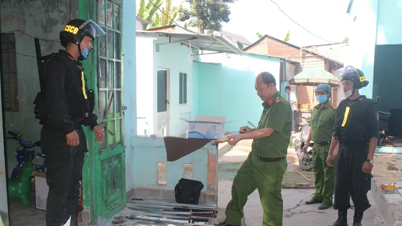 Triệt phát tụ điểm hoạt động tội phạm ở cạnh nghĩa địa ở tỉnh Đồng Nai