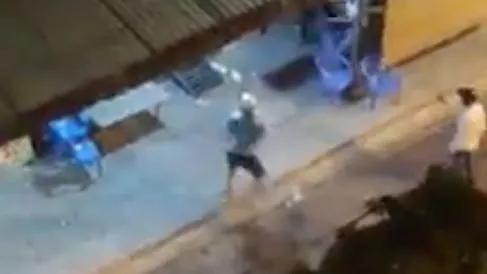 Nhóm thanh niên hỗn chiến nghi nổ súng khiến 2 người bị thương ở quận 12 