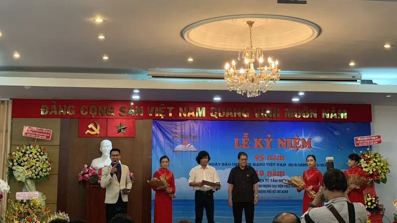 Tổng kết 10 năm đầu tư quản lý Báo Điện tử Tầm Nhìn và ra mắt văn phòng đại diện phía Nam