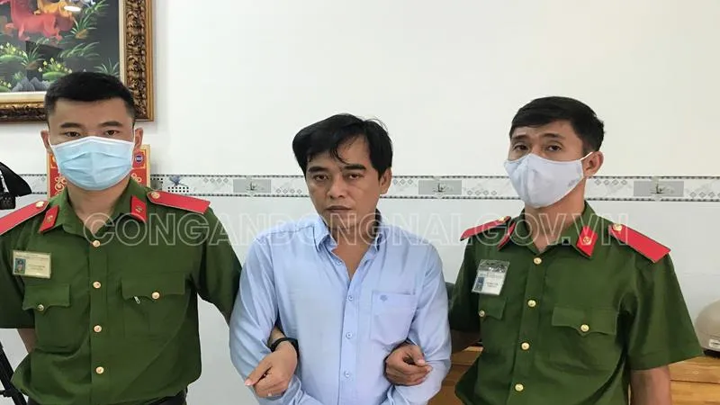 Đối tượng Tính lúc bị bắt. Ảnh: CA