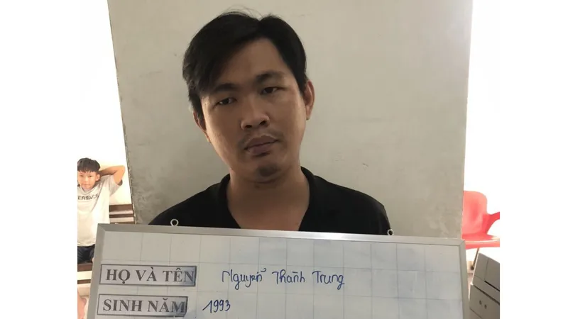 Trung tại cơ quan công an