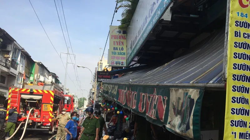 Lực lượng chức năng tại hiện trường