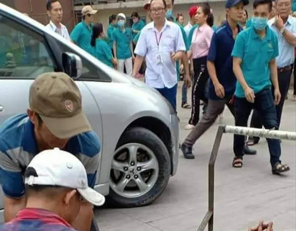 Nạn nhân với thương tích trên người