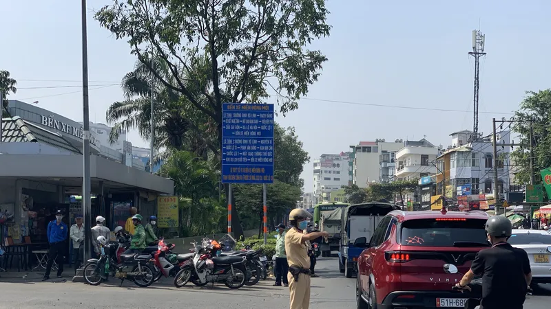 TPHCM tăng cường đảm bảo trật tự an toàn giao thông dịp Tết Nguyên đán 2021