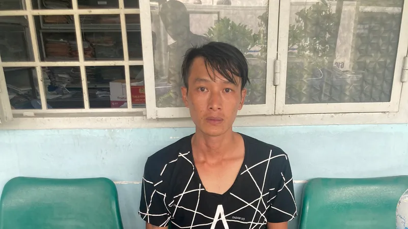 Đối tượng Hải tại cơ quan công an