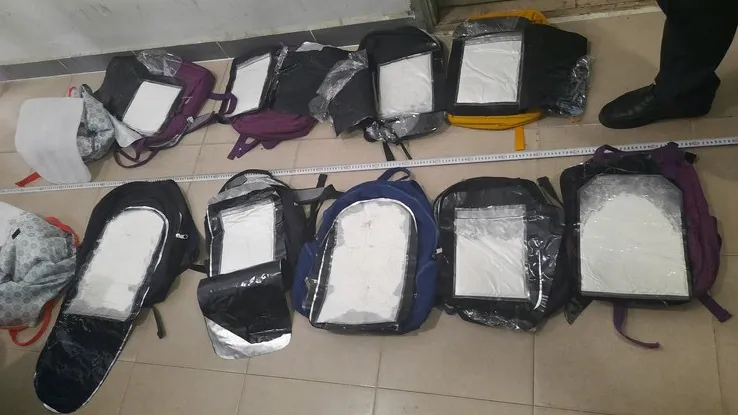 Bắt 2 đối tượng thu 30 bánh heroin, 60 ngàn viên ma túy tổng hợp