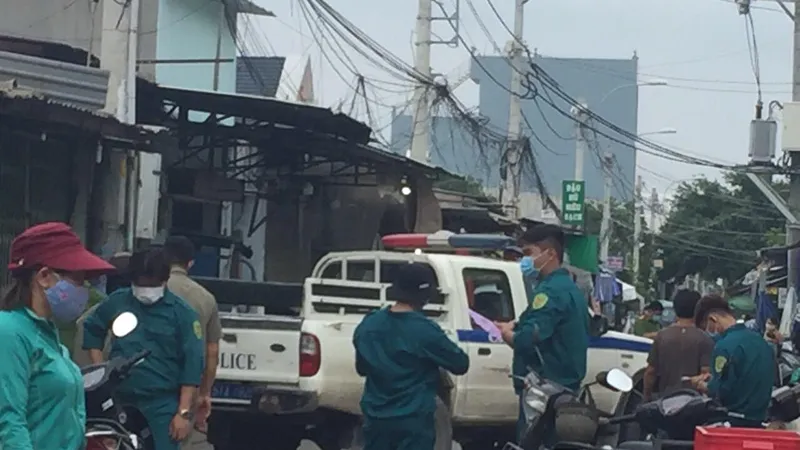 Công an phong toả hiện trường. Ảnh: C.T