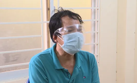 Bị can Thuận tại cơ quan công an
