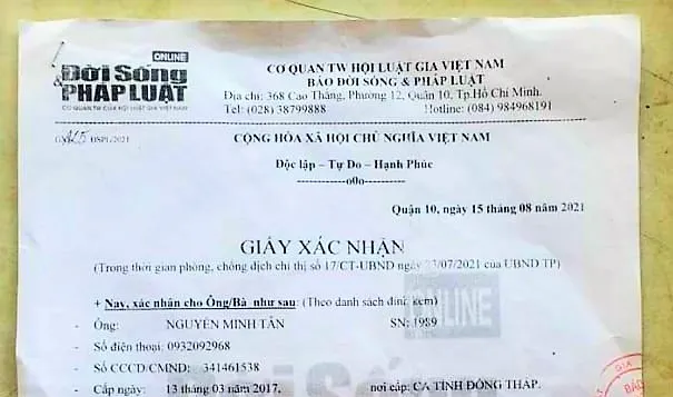 Khởi tố nhóm sử dụng giấy xác nhận báo chí giả để thông chốt kiểm dịch