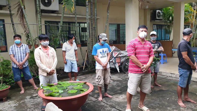 Nhóm đối tượng tại cơ quan công an 