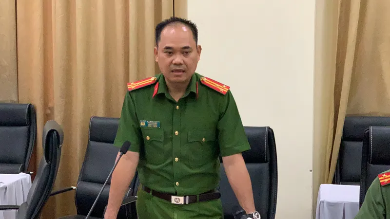 Thượng tá Trần Văn Hiếu, Trưởng Phòng Cảnh sát hình sự (PC02), Công an TPHCM cung cấp thông tin vụ việc nam sinh mất tích và tử vong. Ảnh: CHÍ THẠCH 