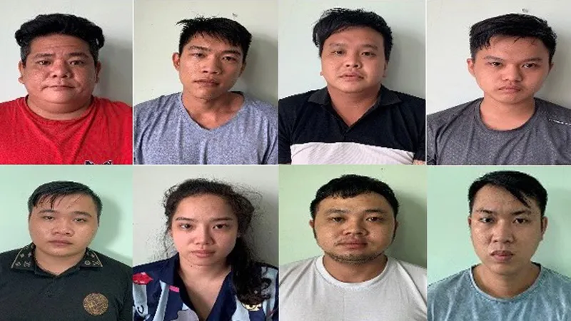 Nhóm đối tượng tại cơ quan công an. Ảnh: CHÍ THẠCH 