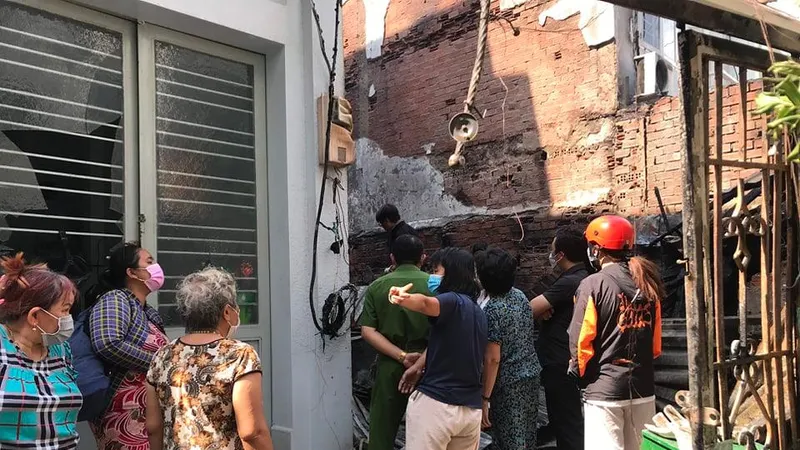 Công an tại hiện trường vụ việc. Ảnh: C.T