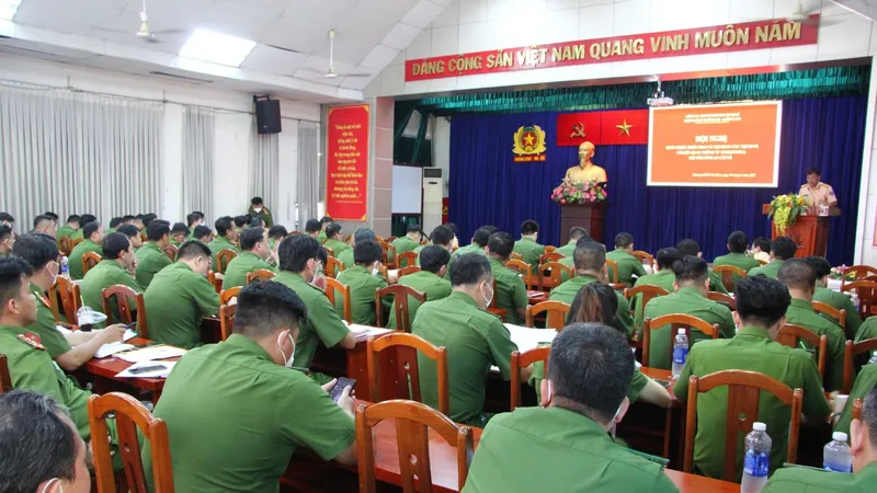 Quang cảnh buổi tập huấn