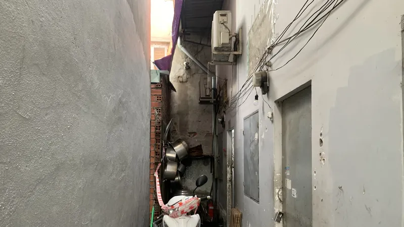Căn phòng trọ nơi xảy ra vụ việc. Ảnh: CHÍ THẠCH 